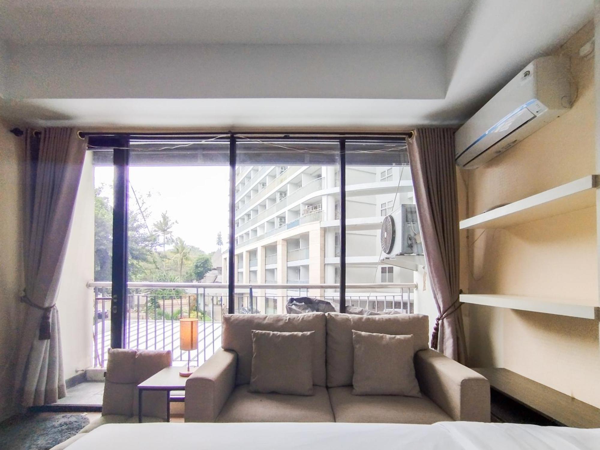 Simply And Comfy Studio Room Apartment Beverly Dago By Travelio Bandung Kültér fotó